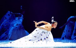 一顿火锅吃出大争论多名女星为杨丽萍站台，女权问题绝非儿戏