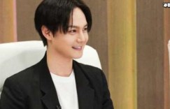 尹正搭档自己的偶像，出演《鬓边不是海棠红》戏剧装扮绝美