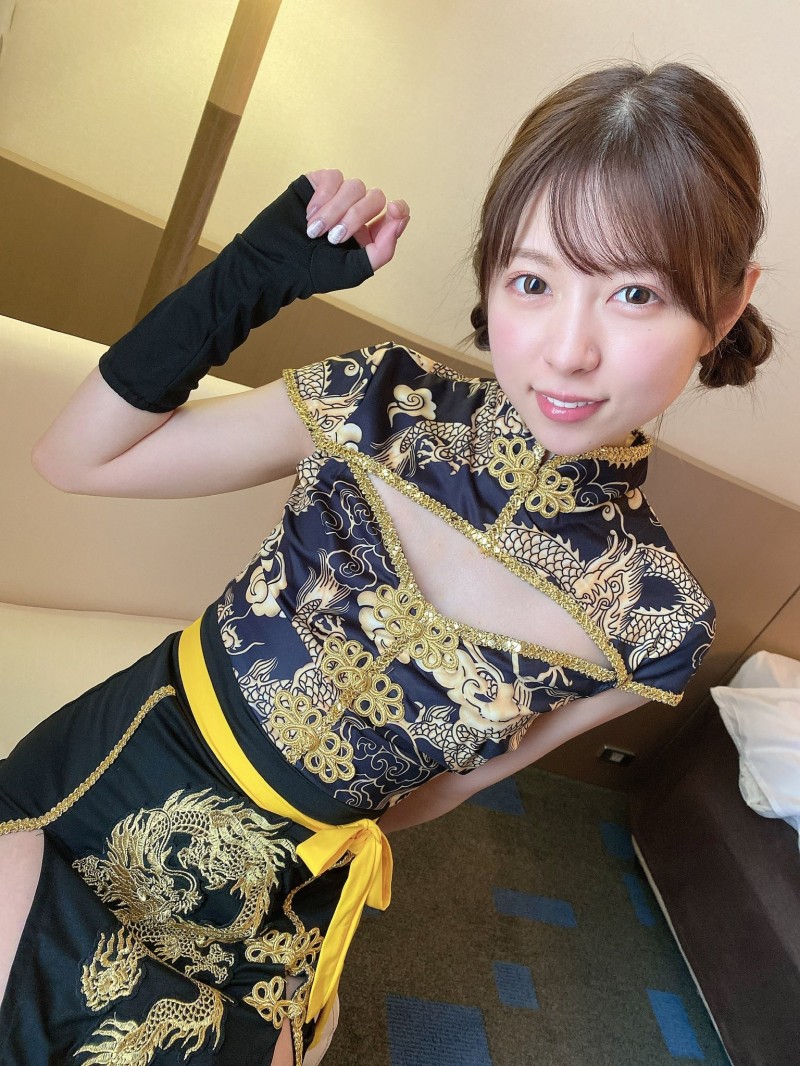 这导演比女优还专业？あおいれな(葵玲奈)引退成为真·全裸监督