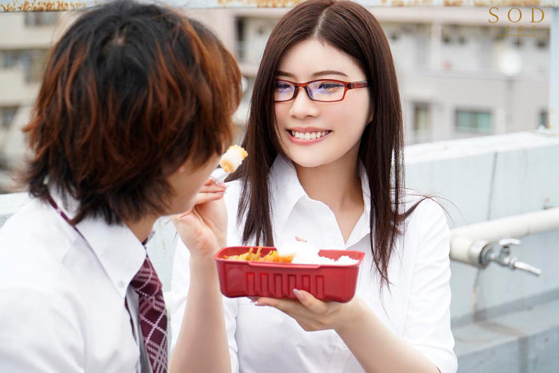 神木麗(神木丽)作品STARS-725发布!戏剧初体验!开箱处男男友狂欢一整夜!