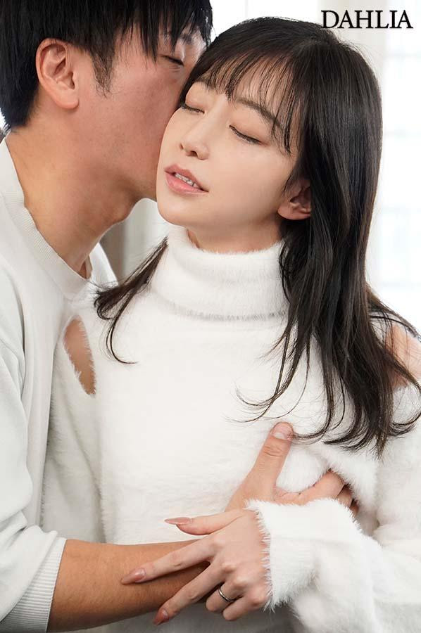 苍山爱奈(蒼山愛奈)出道作品番号及封面,苍山爱奈个人简介