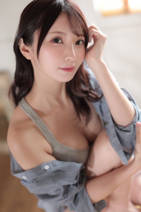 新妻优香(新妻ゆうか)出道作品番号及封面，新妻优香个人简介