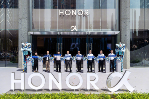 荣耀阿尔法全球旗舰店 设计满分!荣耀阿尔法全球旗舰店斩获两项国际大奖