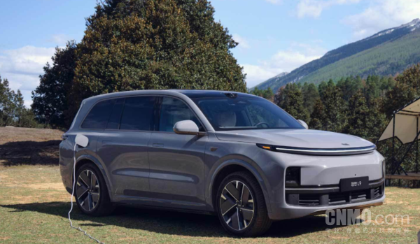 理想汽车双冠：MEGA与L9领跑2025年保值率榜单！