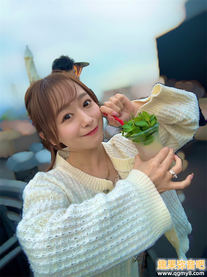 [JUQ-745]白石茉莉奈10周年！ 片商送她去冲绳猎人头！