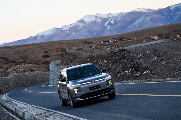 32.98万起预售！上汽大众ID. ERA 9X满级登场