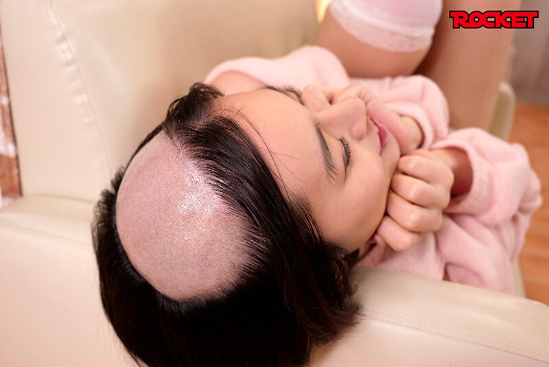 平泉环奈(RCTD-731)不只被剃光头⋯她还被无止境地羞辱！