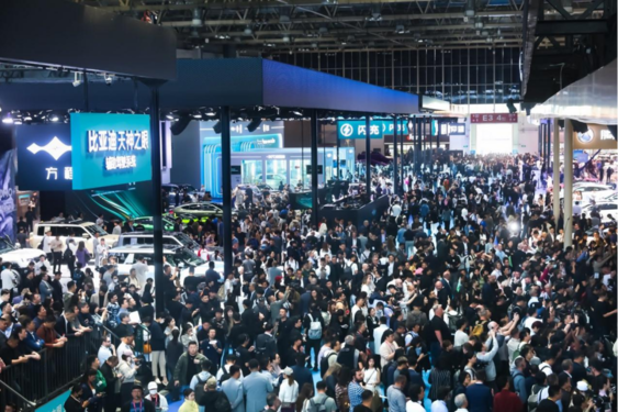 比亚迪集团包馆北京车展E3馆 五网四品牌同台亮相