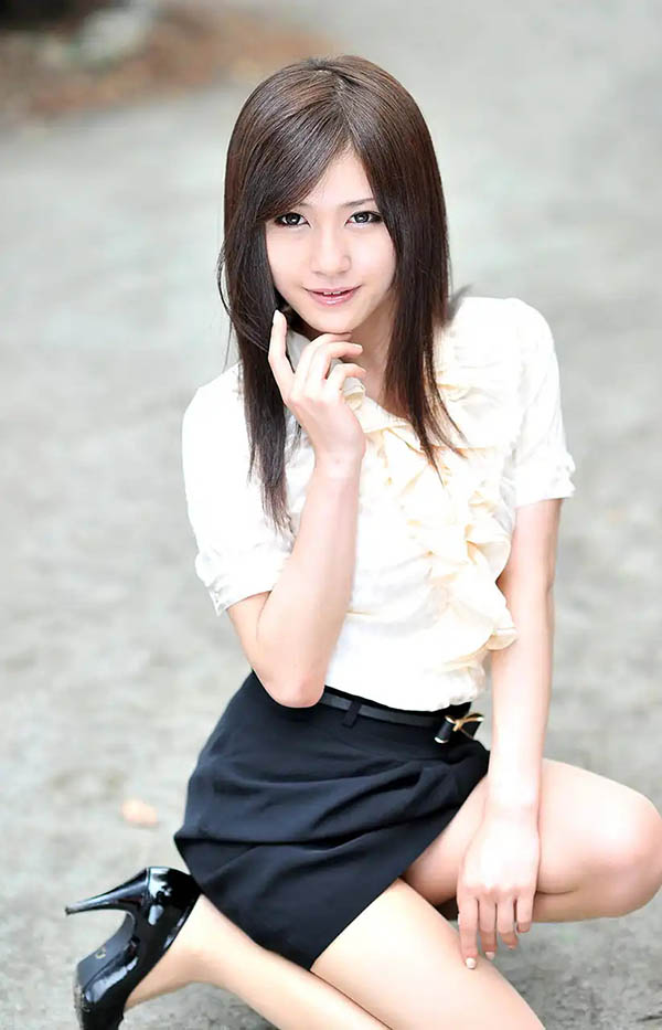 最新推荐!名校女大生「水沢杏香」精选作品介绍……