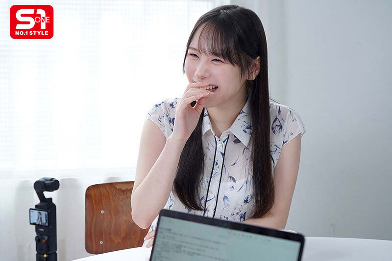 (SNOS-387) AV女优大战AI！23岁E罩杯白嫩巨乳美少女”村神”「村上悠华」新作由万片数据AI打造！