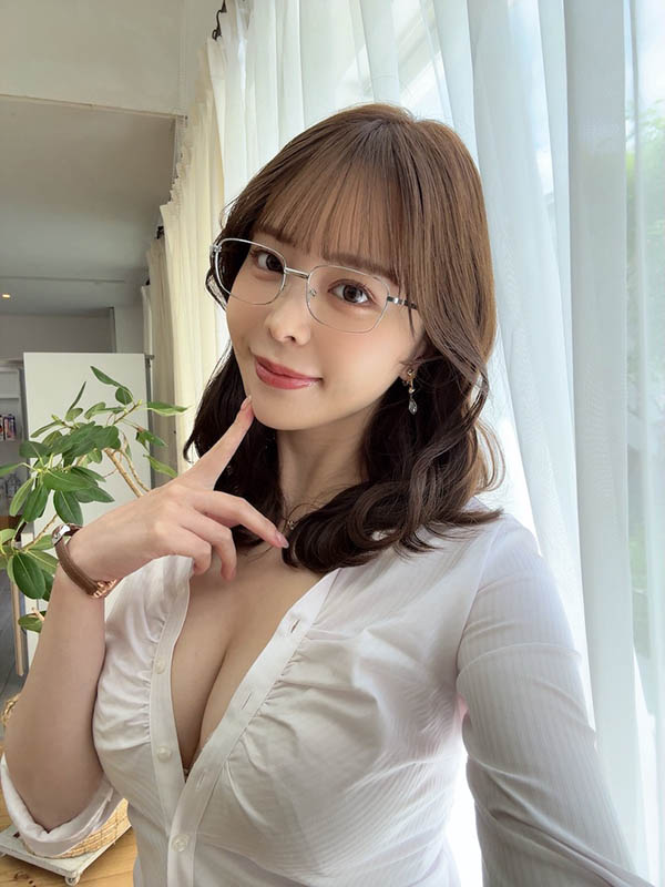 (MIDA-787) 考满分就随便你玩一整天!25岁G罩杯白嫩爆乳美少女「九野雏乃」新作化身性感女仆!